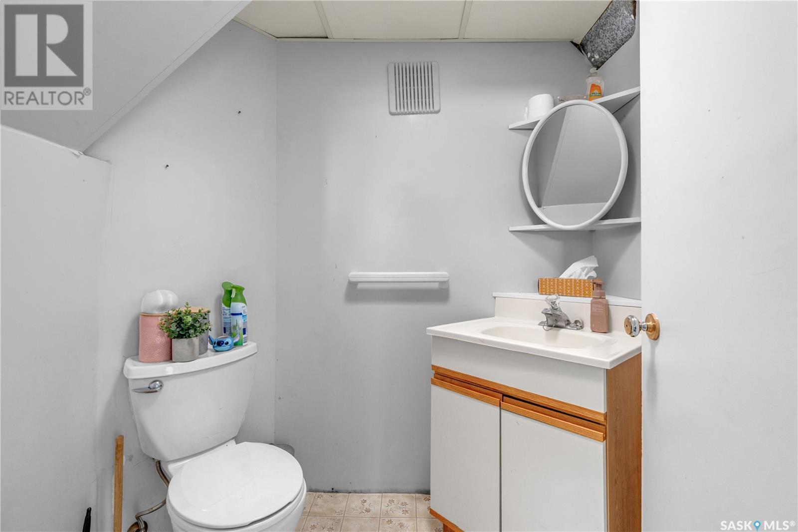 104 Railway Avenue, Dufferin Rm No. 190, SK - Indoor Photo Showing Bathroom