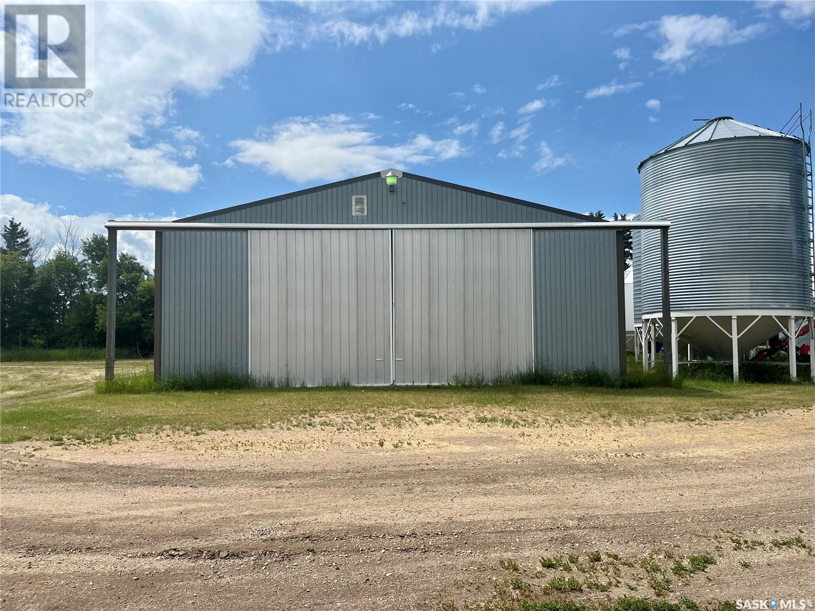 Ruecker Acreage, Abernethy Rm No. 186, SK - Outdoor