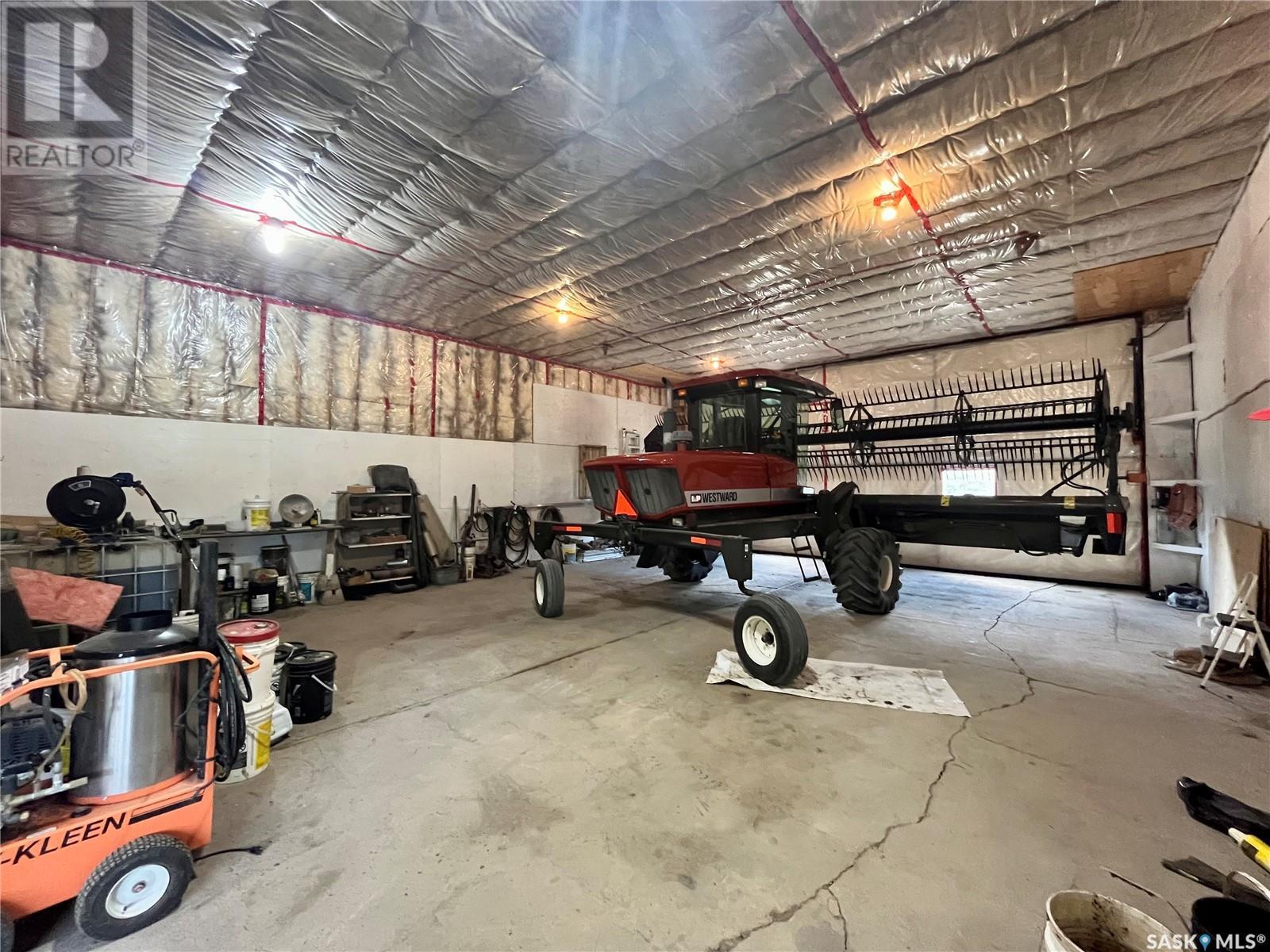 Ruecker Acreage, Abernethy Rm No. 186, SK - Indoor Photo Showing Garage