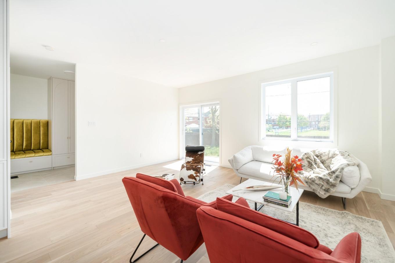Salon - 4492 Boul. Westpark, Montréal (Pierrefonds-Roxboro), QC - Indoor Photo Showing Living Room