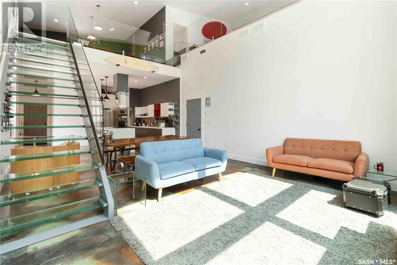 314 Fifth Avenue E, Watrous, SK - Indoor