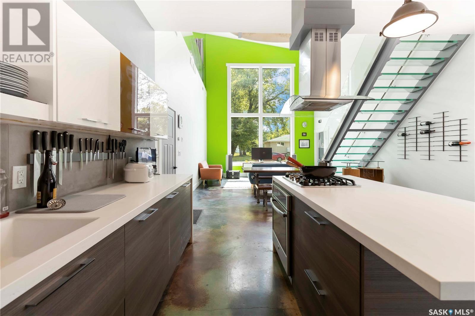 314 Fifth Avenue E, Watrous, SK - Indoor