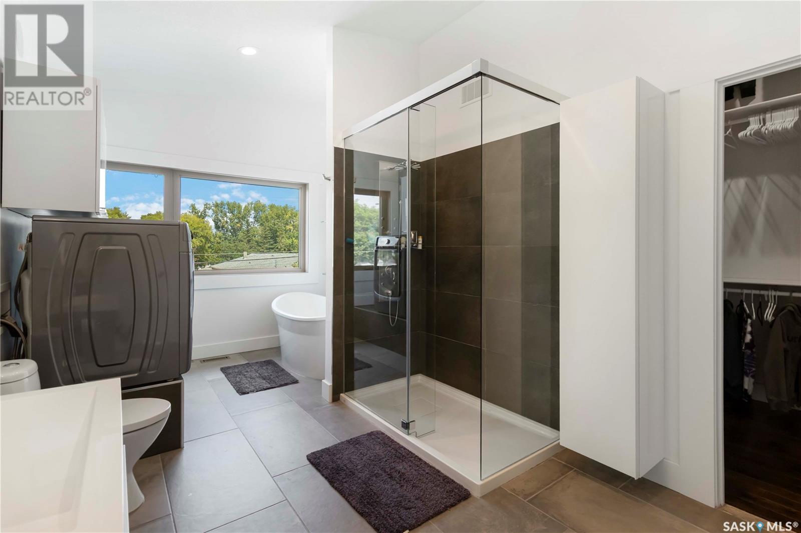 314 Fifth Avenue E, Watrous, SK - Indoor Photo Showing Bathroom