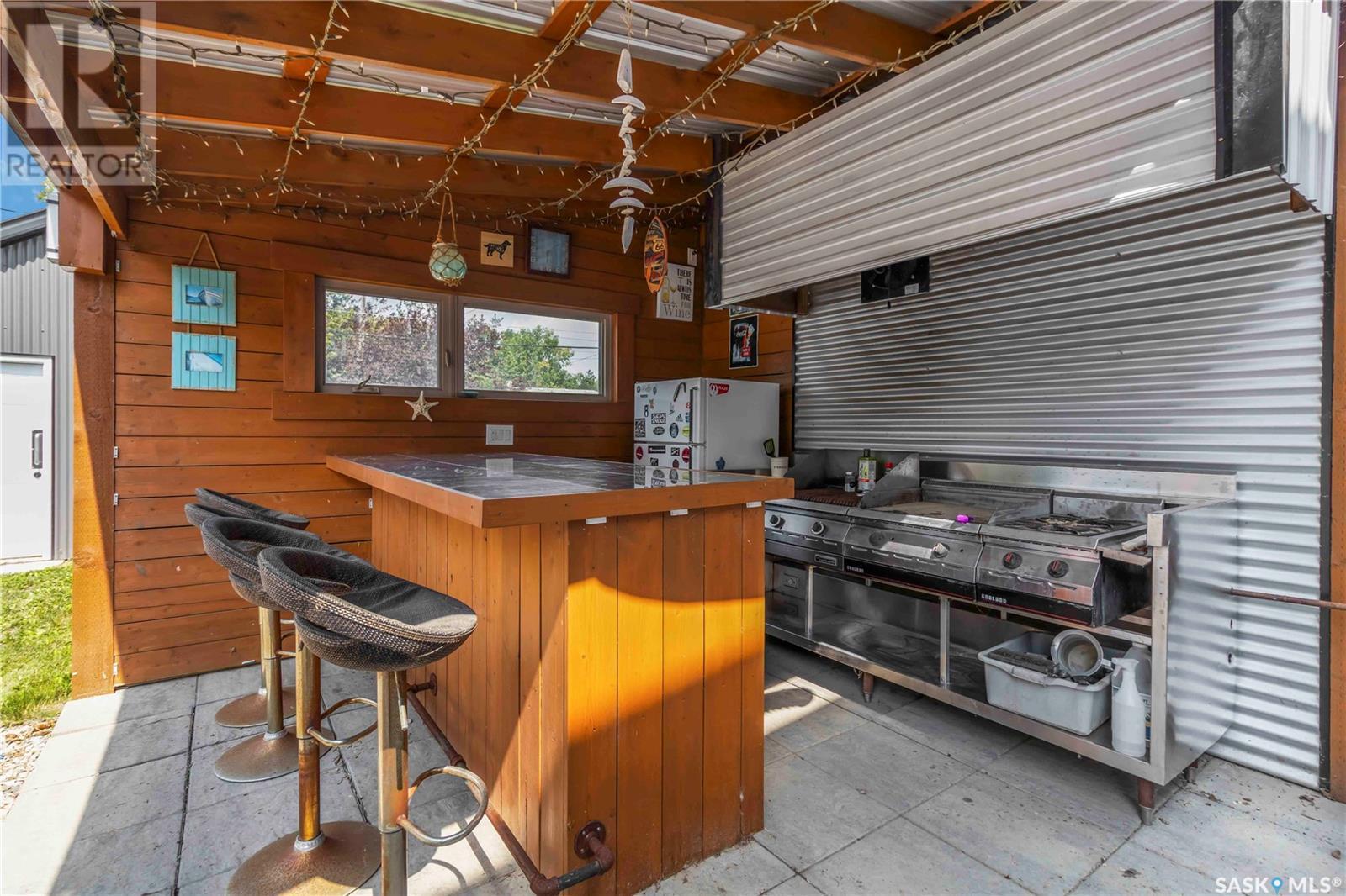 314 Fifth Avenue E, Watrous, SK - Indoor