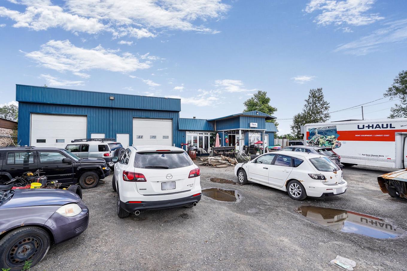 Garage - 4539 Ch. Gascon, Mascouche, QC - Outdoor