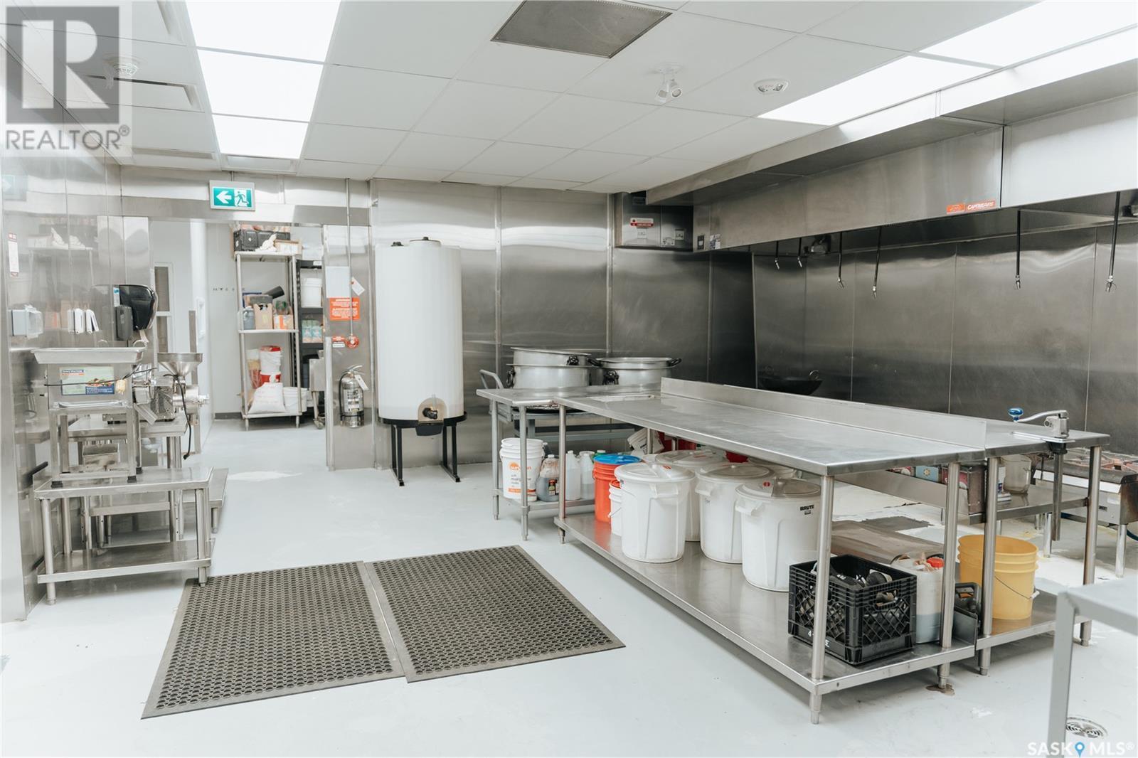 1715 South Railway Street, Regina, SK