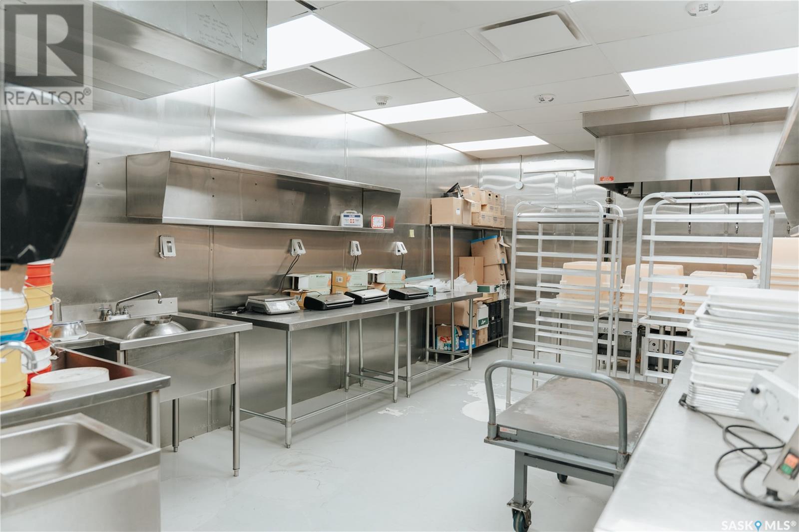 1715 South Railway Street, Regina, SK