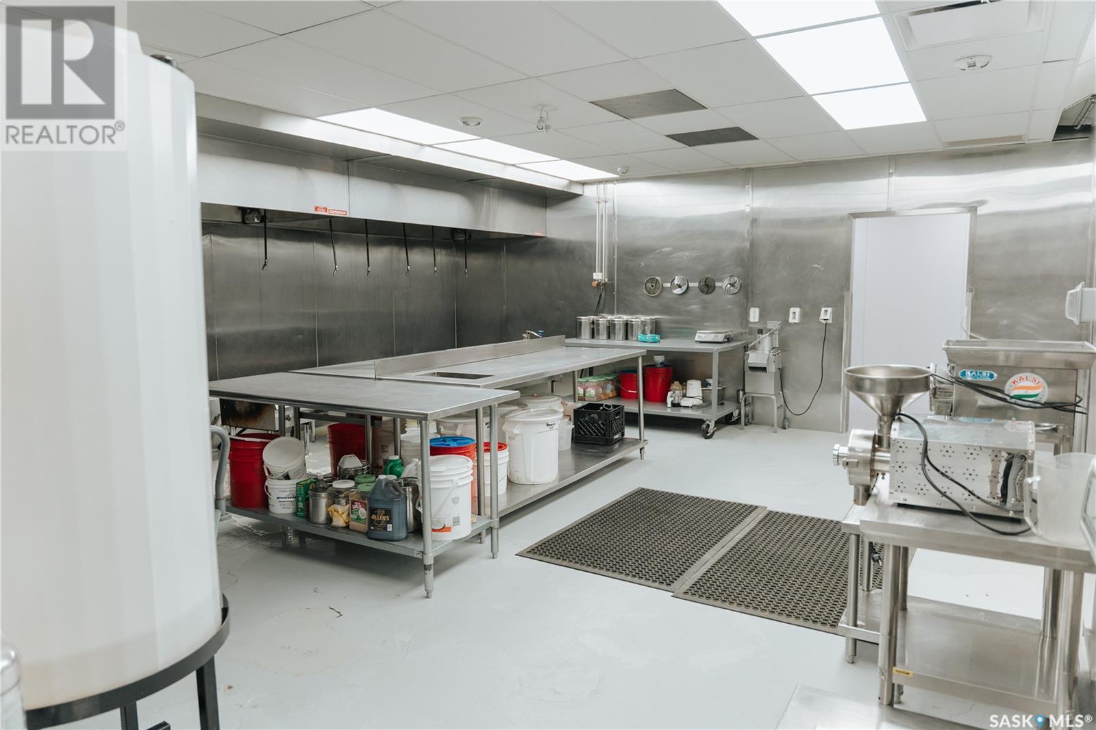 1715 South Railway Street, Regina, SK