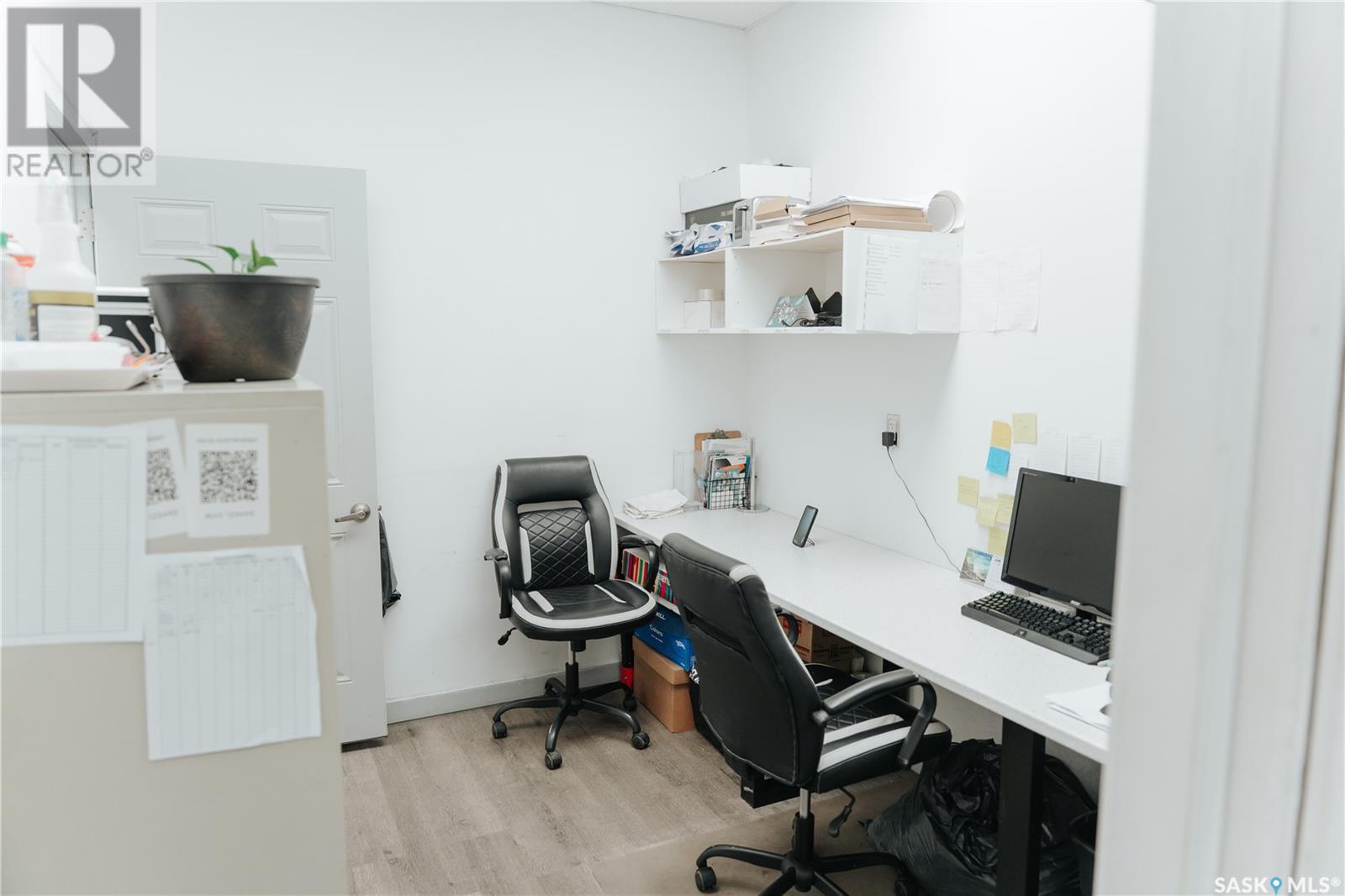 1715 South Railway Street, Regina, SK