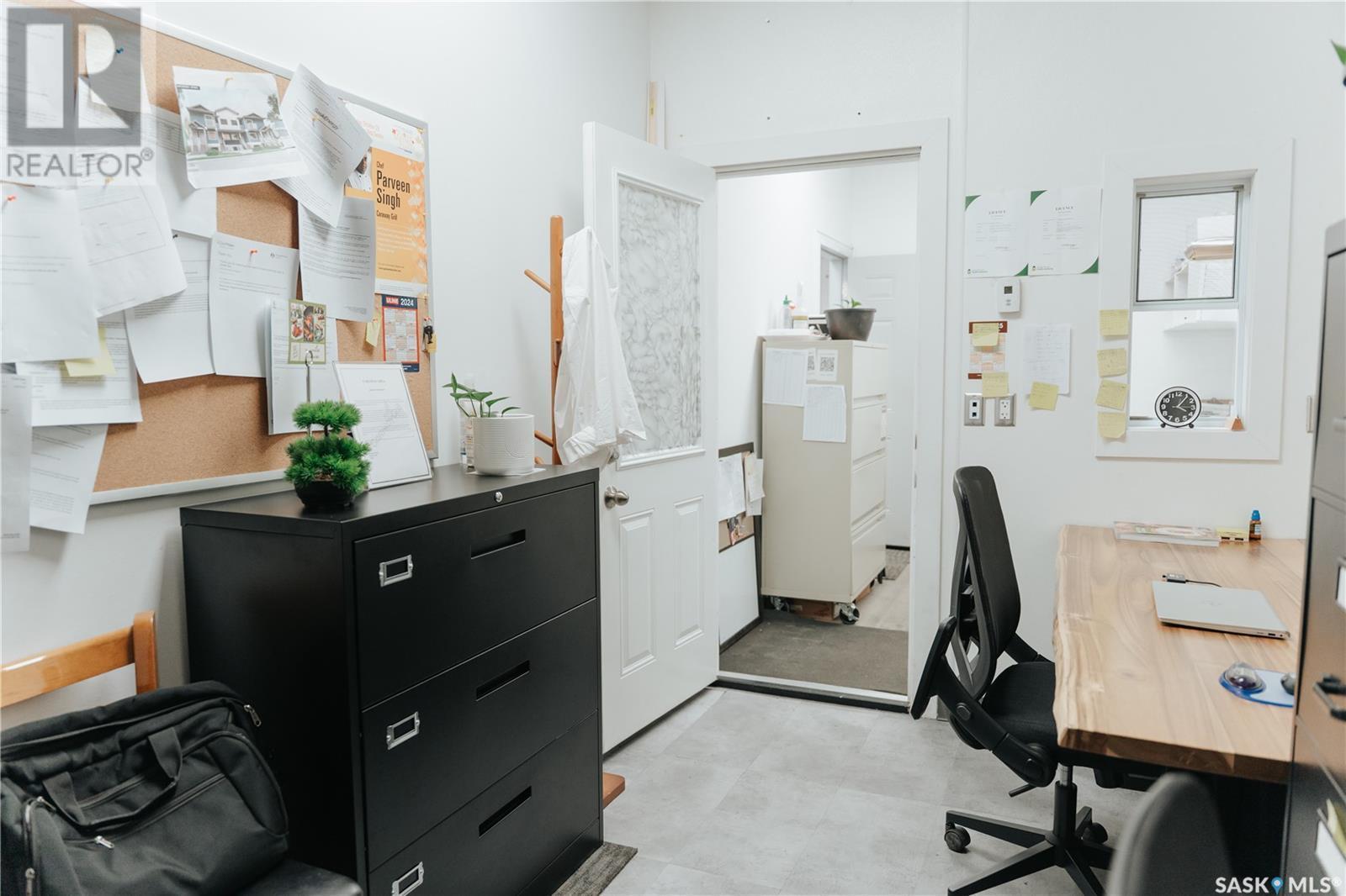 1715 South Railway Street, Regina, SK