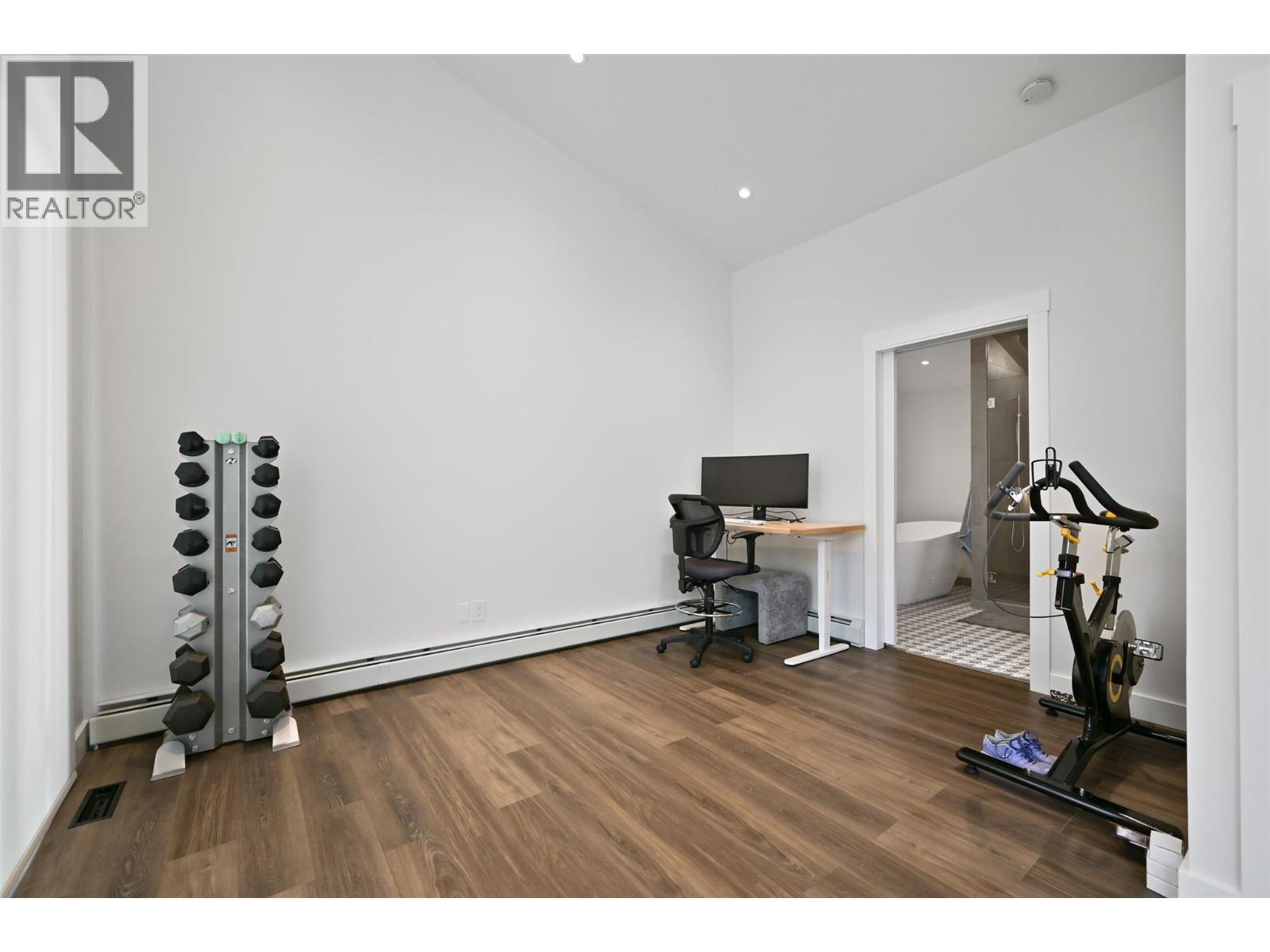 726 Taynton Drive, Invermere, BC - Indoor Photo Showing Gym Room
