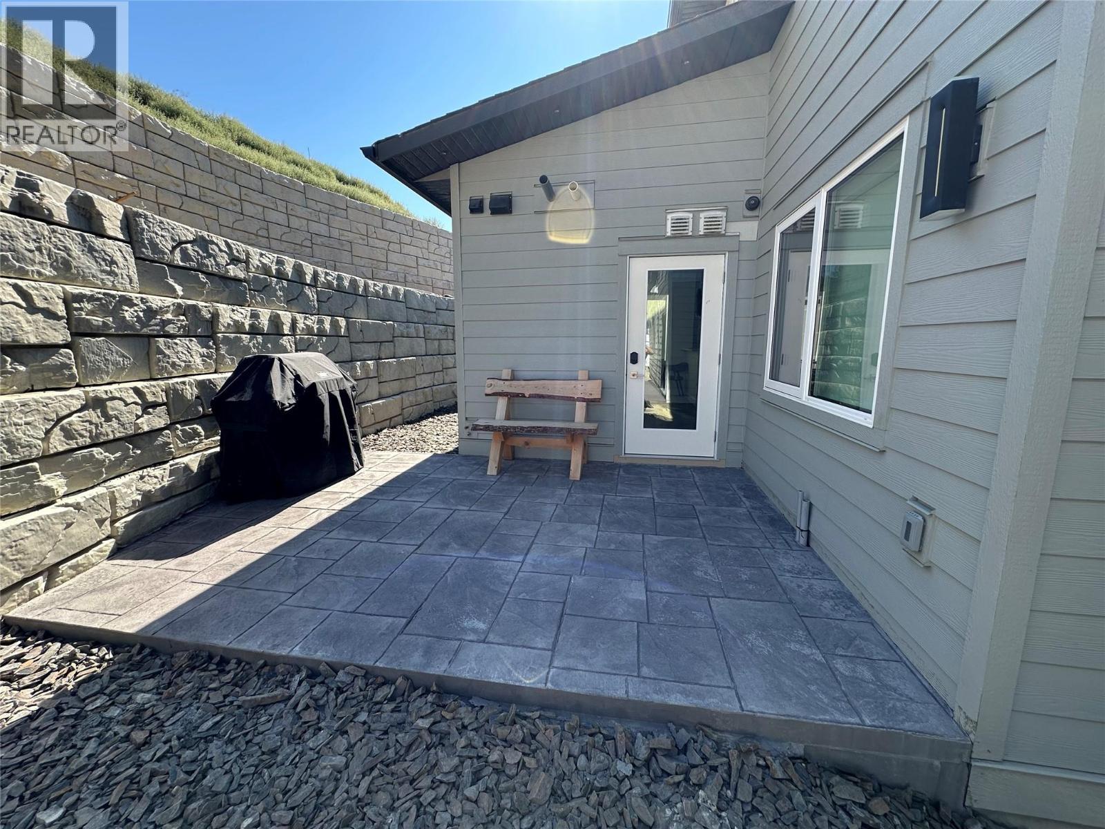 726 Taynton Drive, Invermere, BC - Outdoor With Exterior