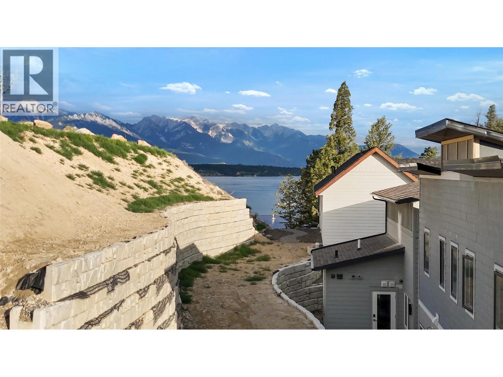 726 Taynton Drive, Invermere, BC - Outdoor With Body Of Water With View