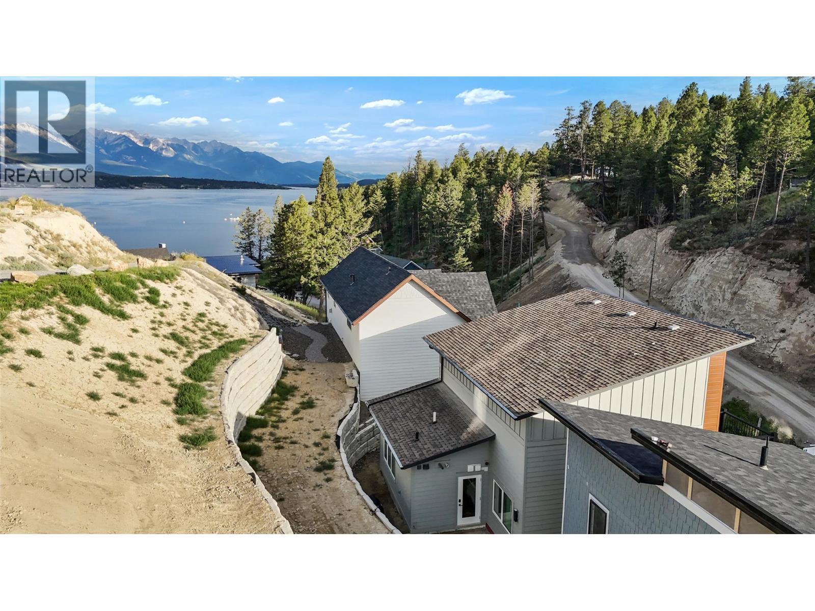 726 Taynton Drive, Invermere, BC - Outdoor With Body Of Water With View