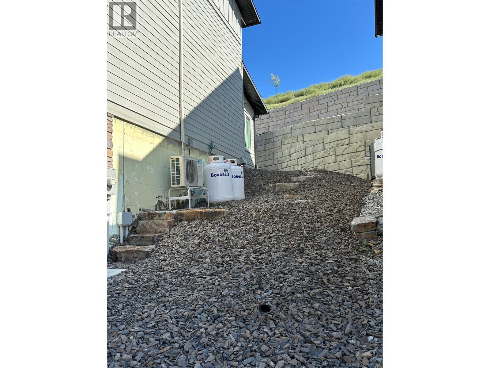 726 Taynton Drive, Invermere, BC - Outdoor