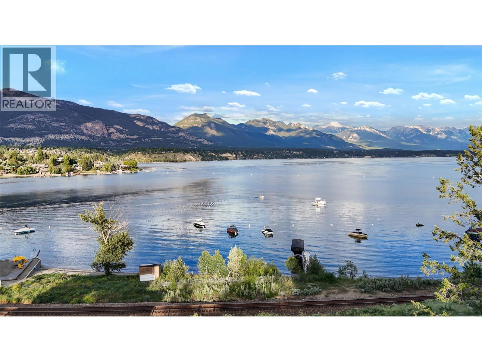 726 Taynton Drive, Invermere, BC - Outdoor With Body Of Water With View