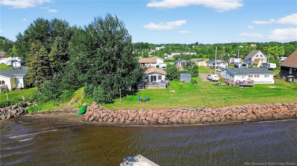 18 De La Mer Blvd, Cocagne, NB