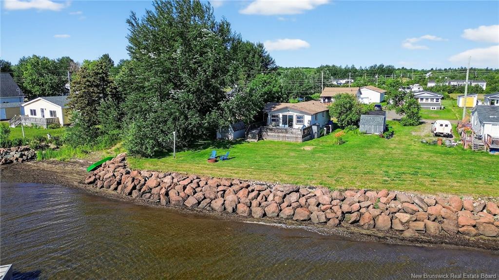 18 De La Mer Blvd, Cocagne, NB