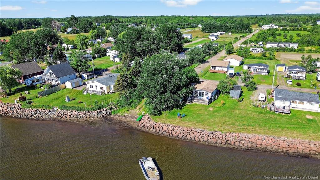18 De La Mer Blvd, Cocagne, NB