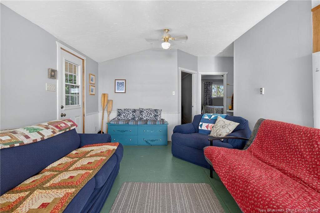 18 De La Mer Blvd, Cocagne, NB