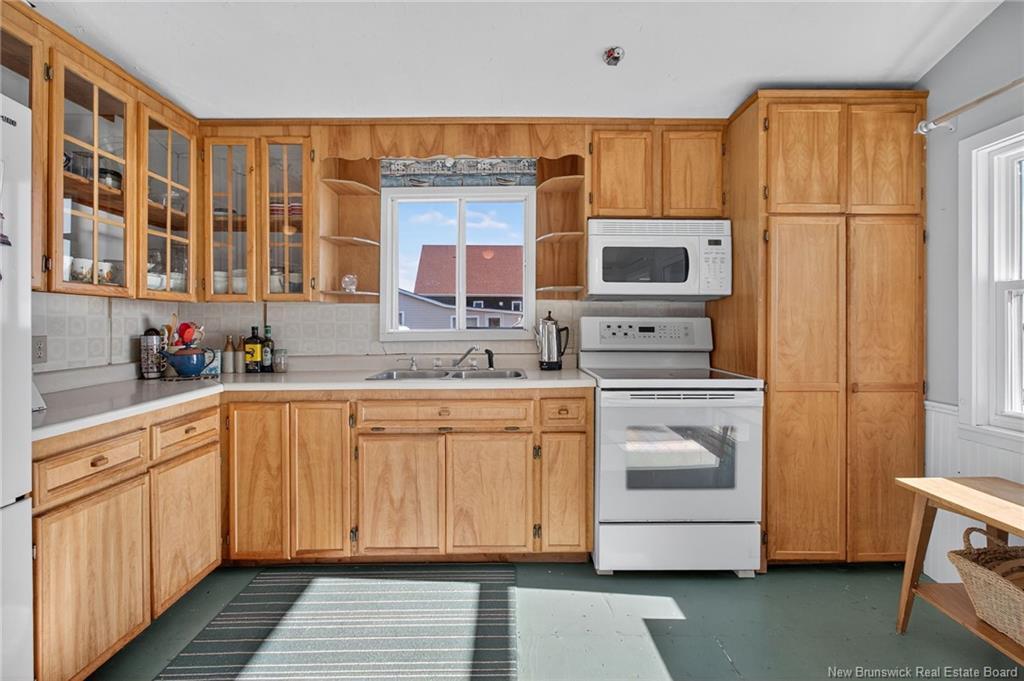 18 De La Mer Blvd, Cocagne, NB