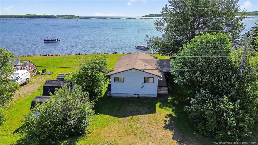 18 De La Mer Blvd, Cocagne, NB