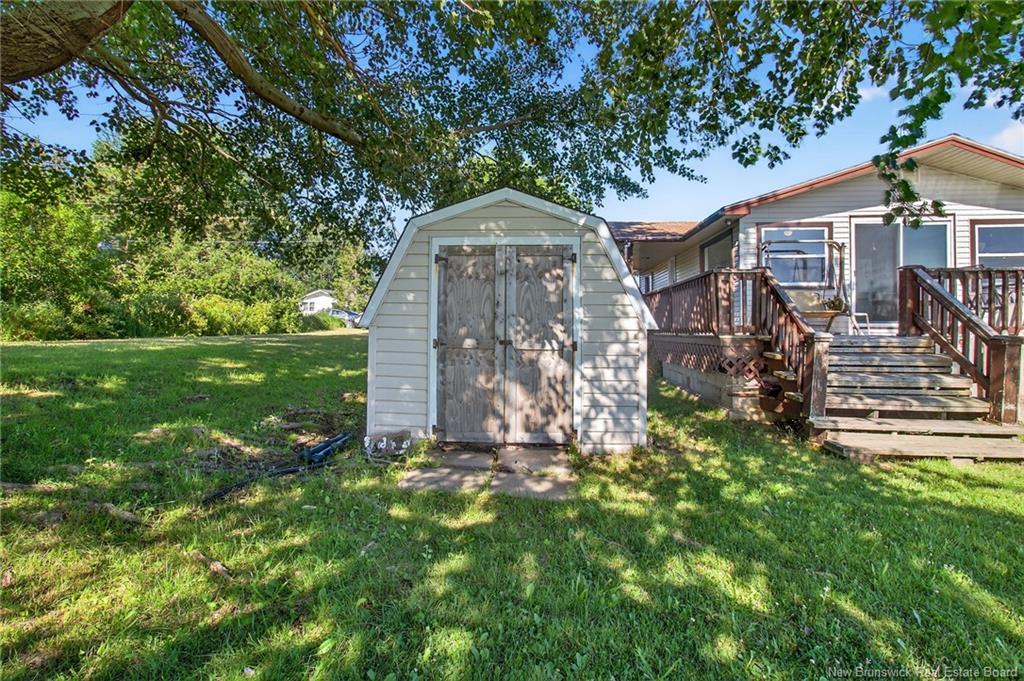 18 De La Mer Blvd, Cocagne, NB