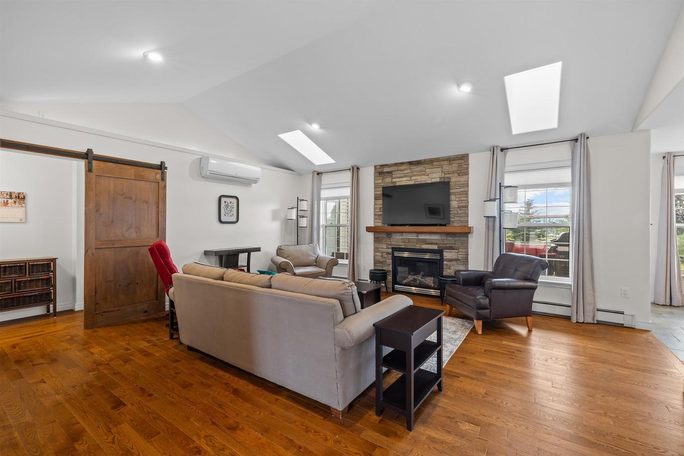 102 Primrose Drive, Cornwall, PE