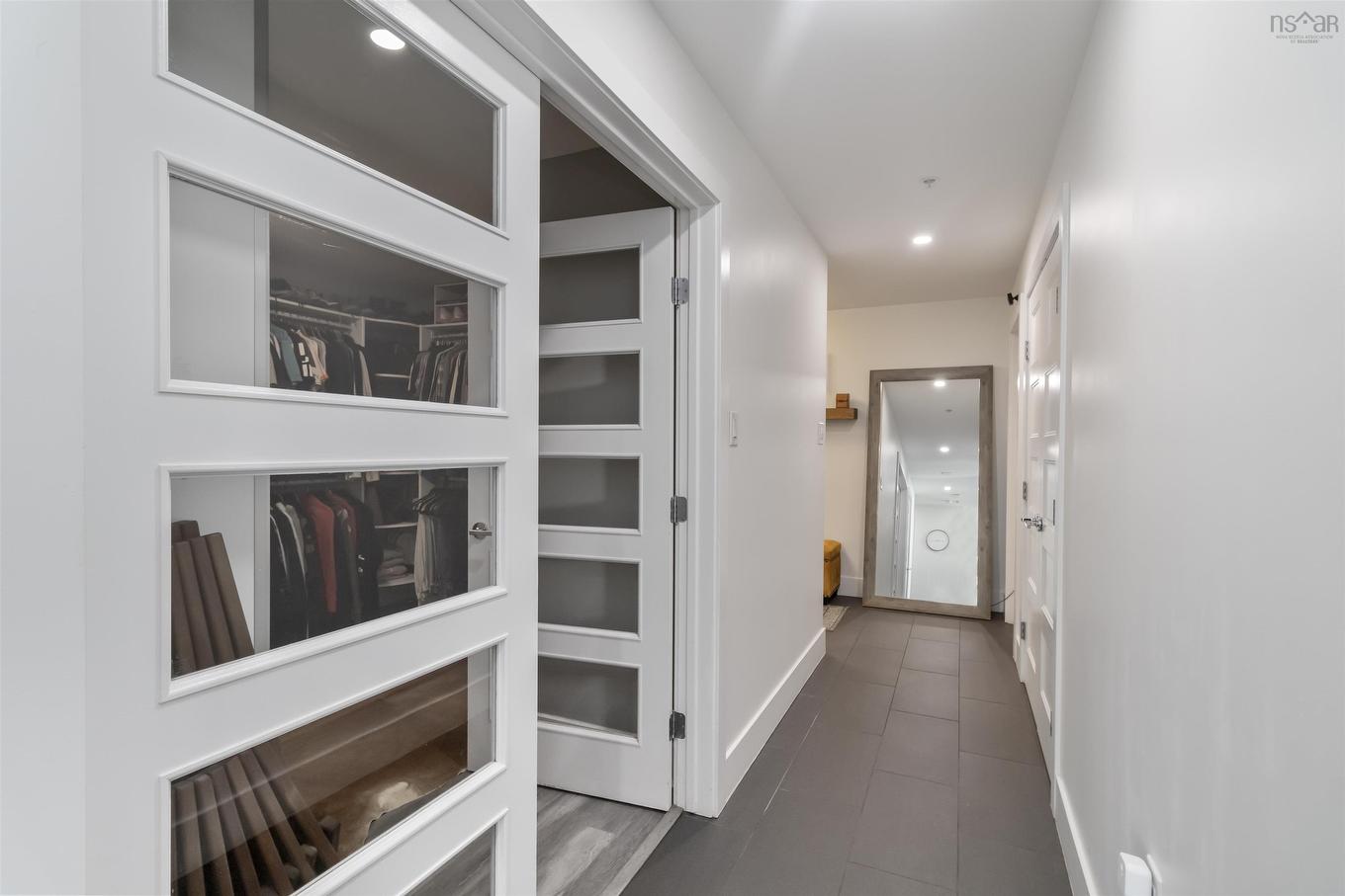 805 15 Kings Wharf Place, Dartmouth, NS