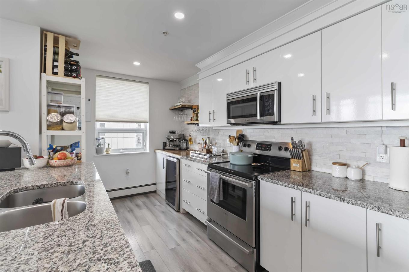 805 15 Kings Wharf Place, Dartmouth, NS