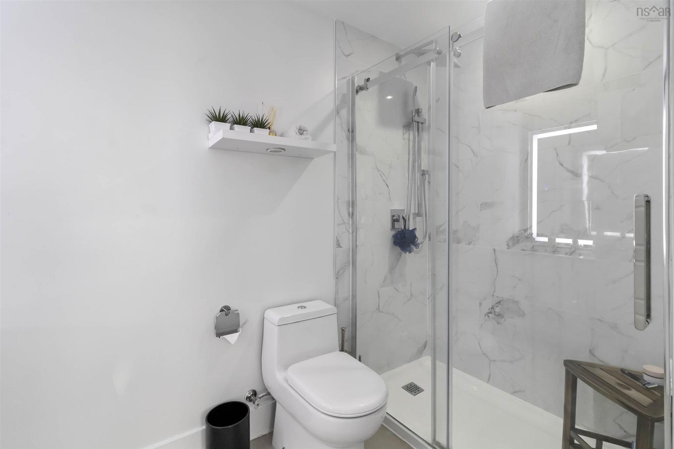 805 15 Kings Wharf Place, Dartmouth, NS