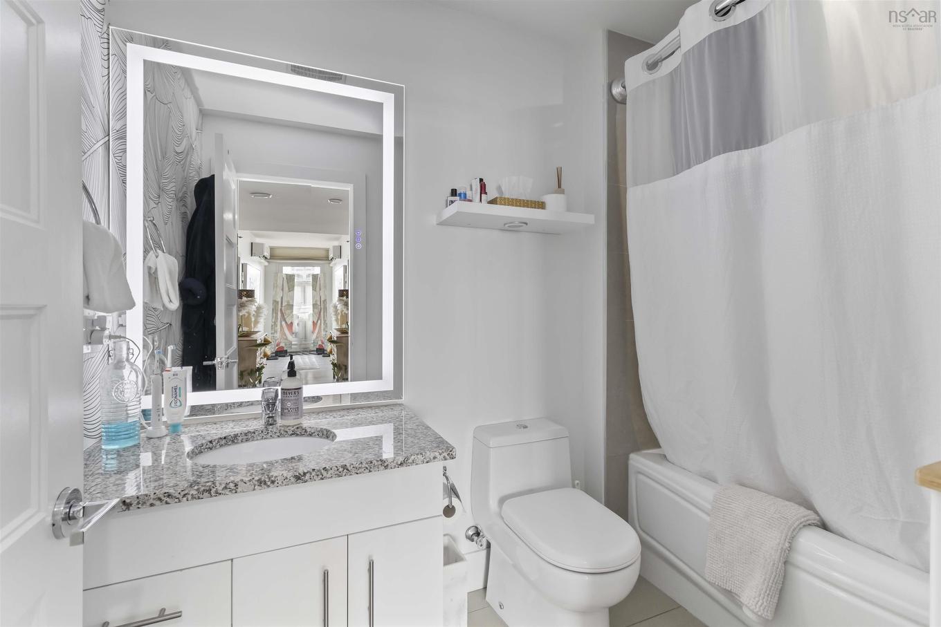 805 15 Kings Wharf Place, Dartmouth, NS