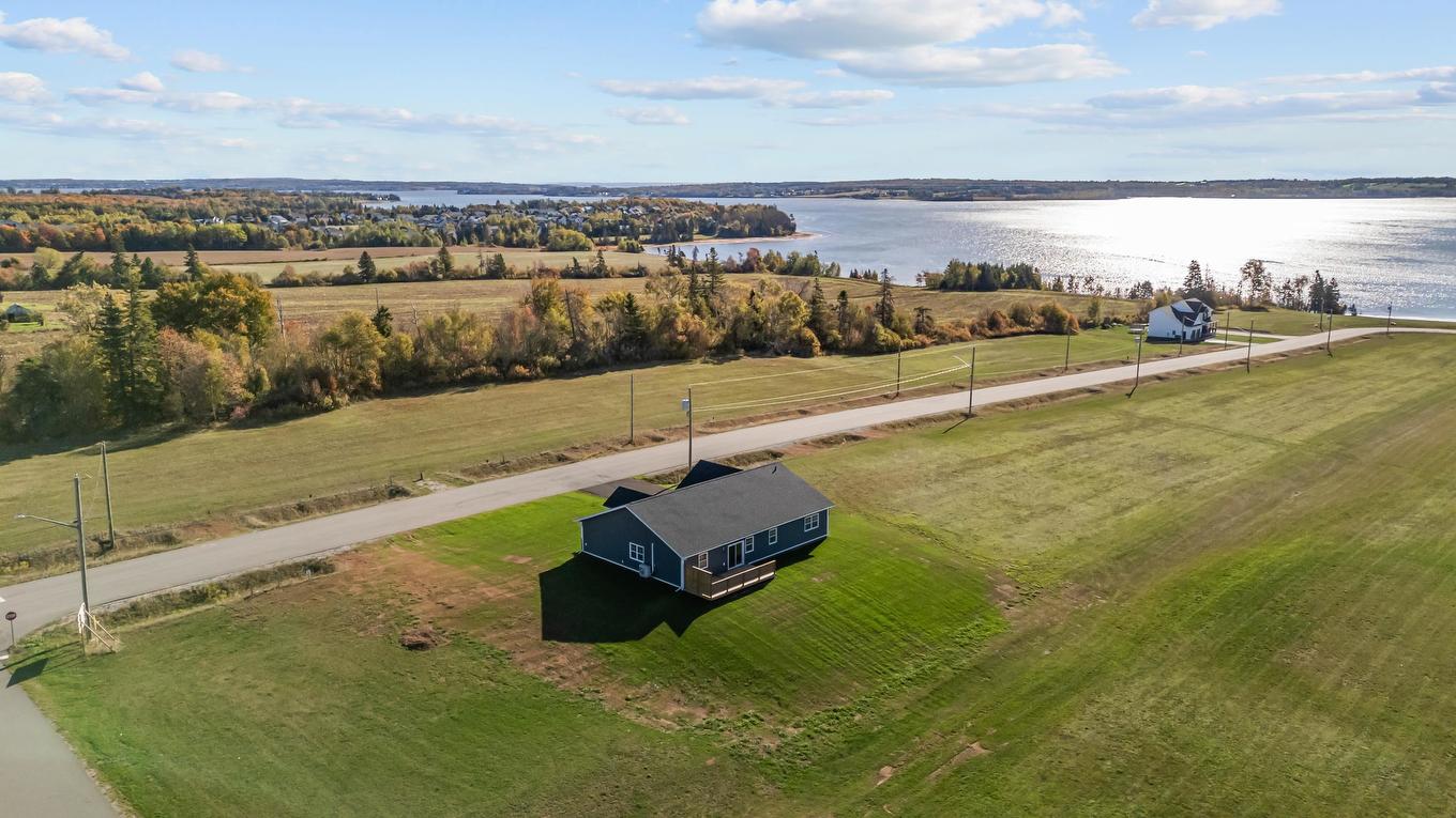 117 Waters Edge Lane, Cornwall, PE