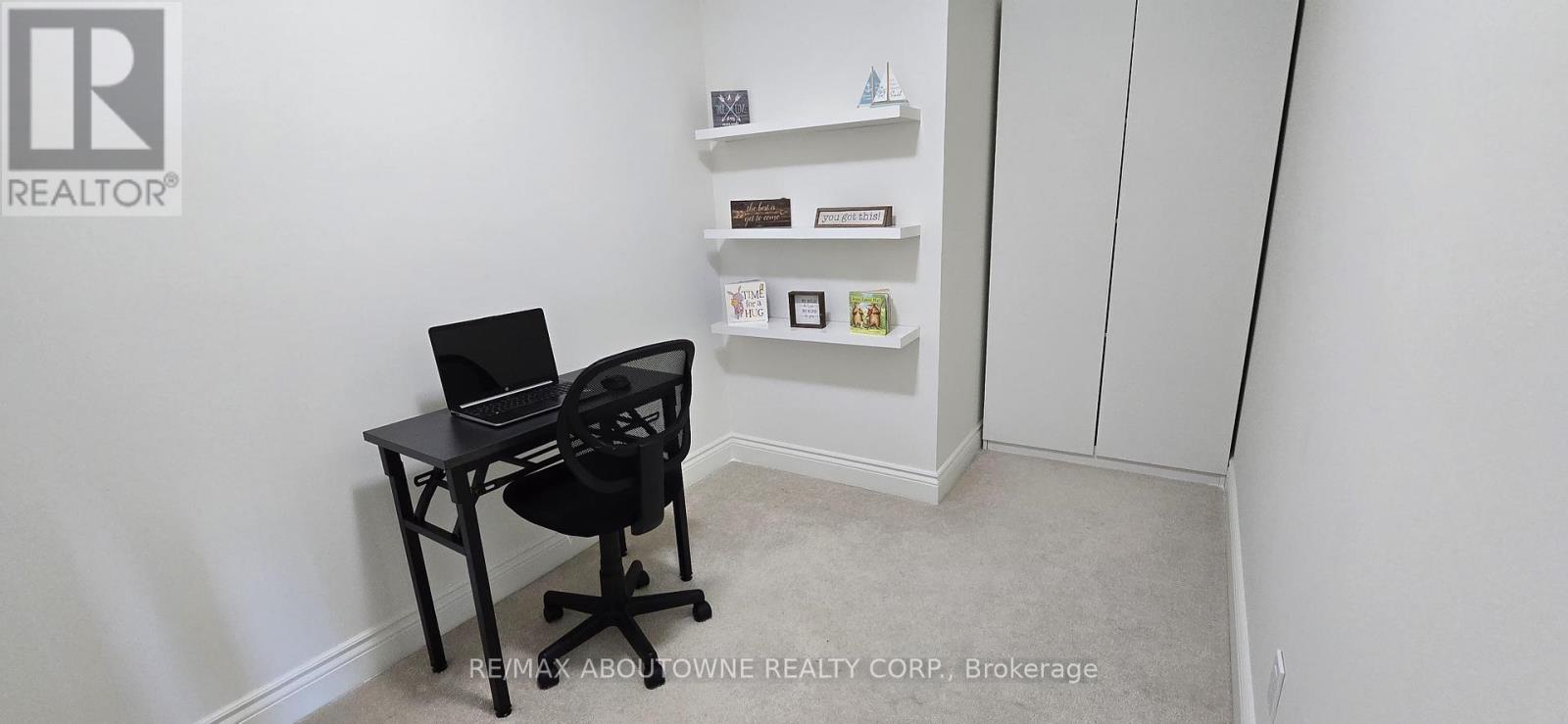 402 - 64 Frederick Drive, Guelph, ON - Indoor Photo Showing Other Room