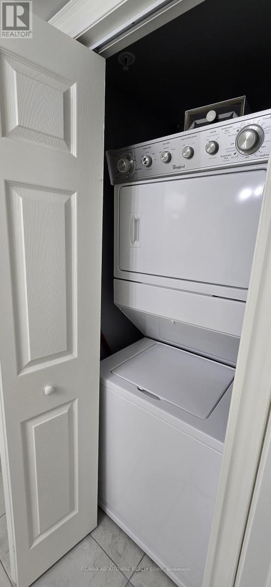 402 - 64 Frederick Drive, Guelph, ON - Indoor Photo Showing Laundry Room