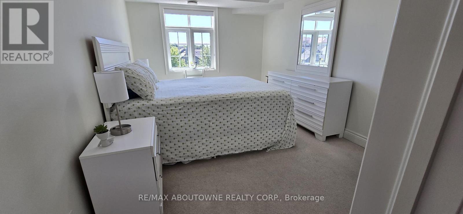 402 - 64 Frederick Drive, Guelph, ON - Indoor Photo Showing Bedroom