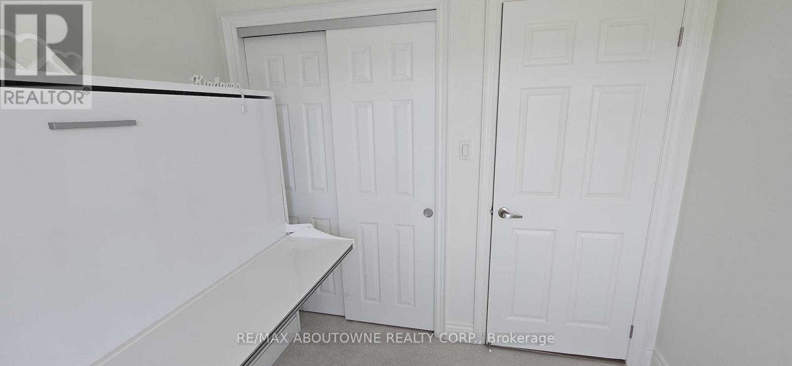 402 - 64 Frederick Drive, Guelph, ON - Indoor Photo Showing Other Room