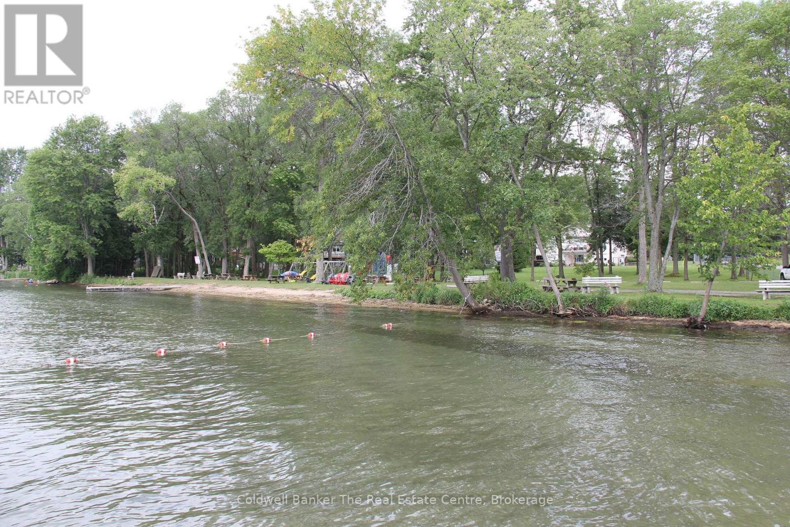 Deeded Access To Private Lake Couchiching Beach - 9561 11 Highway N, Severn (West Shore), ON