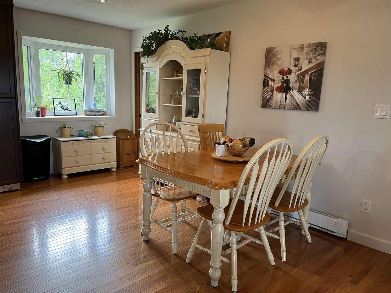 1 King St., Mine Centre, ON