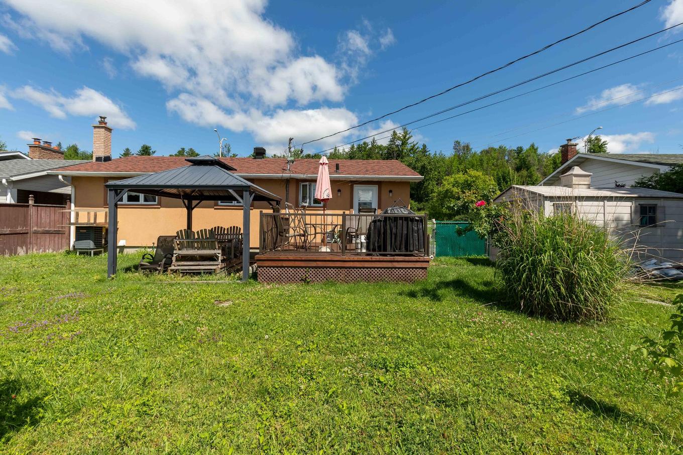 Extérieur - 472 Boul. La Vérendrye O., Gatineau (Gatineau), QC - Outdoor With Deck Patio Veranda