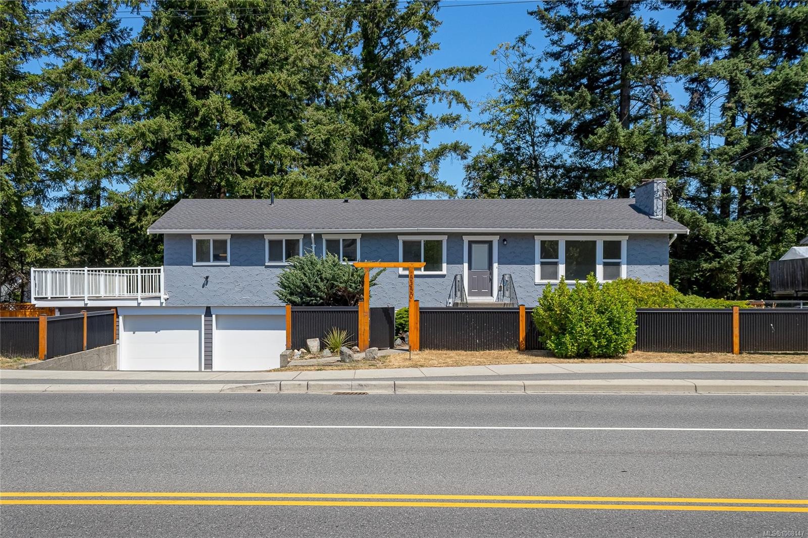 5350 Metral Dr, Nanaimo, BC