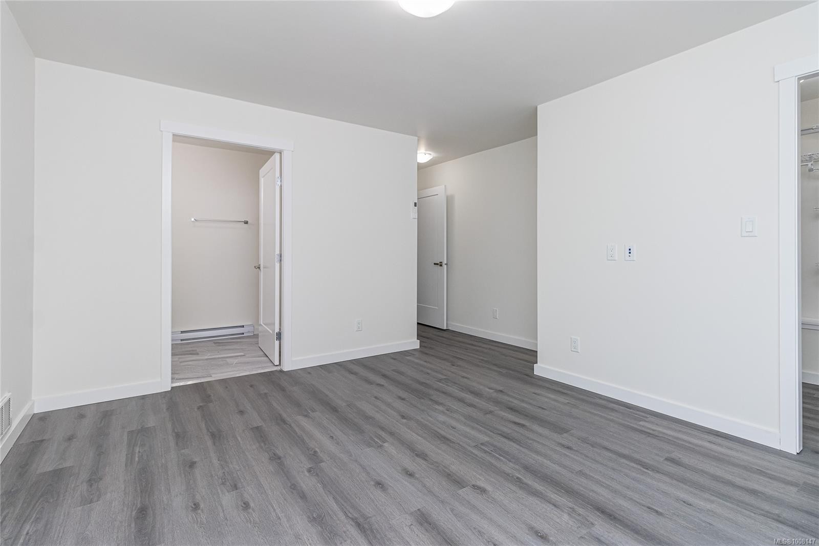 5350 Metral Dr, Nanaimo, BC