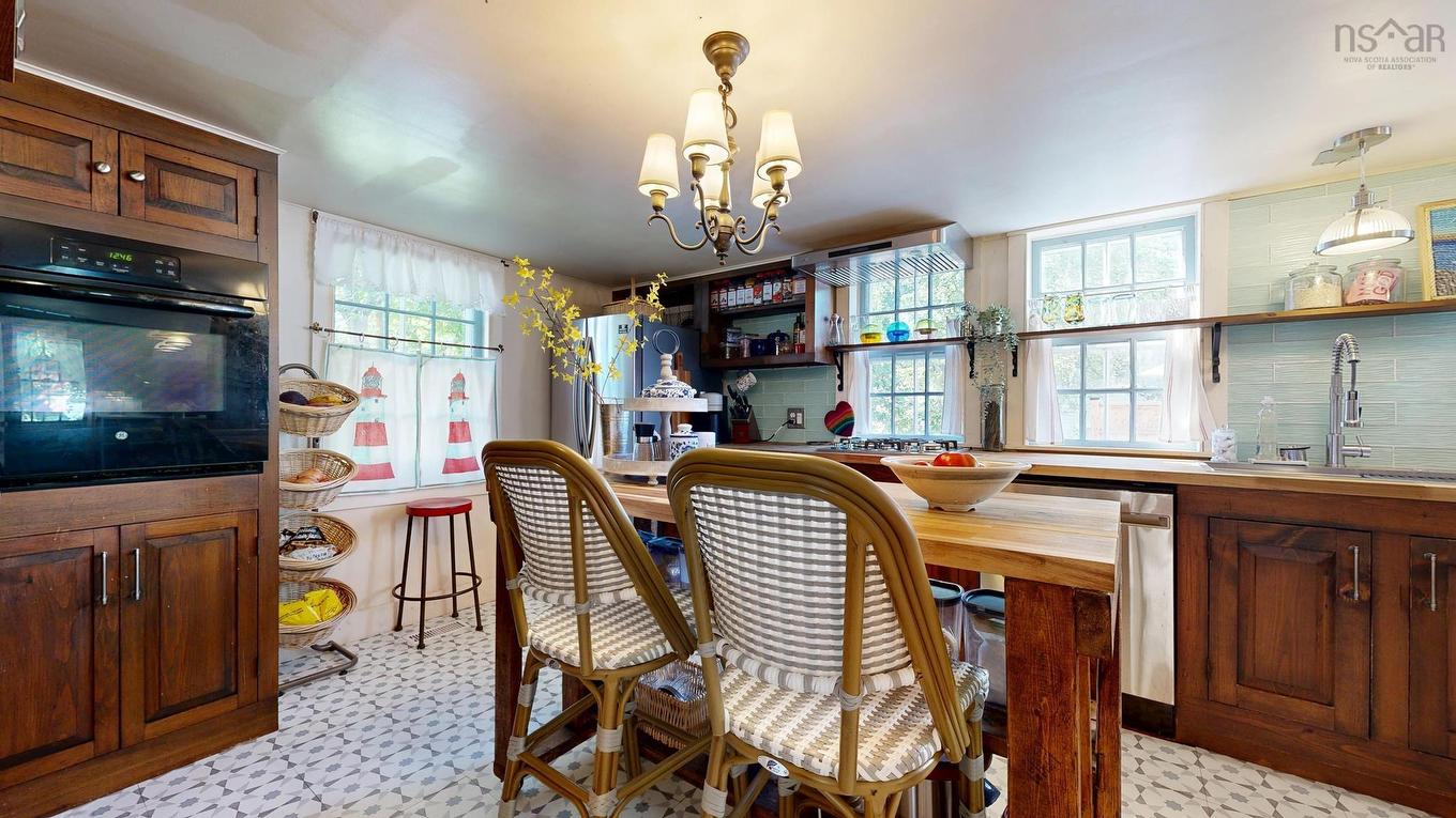 17 George Street, Shelburne, NS