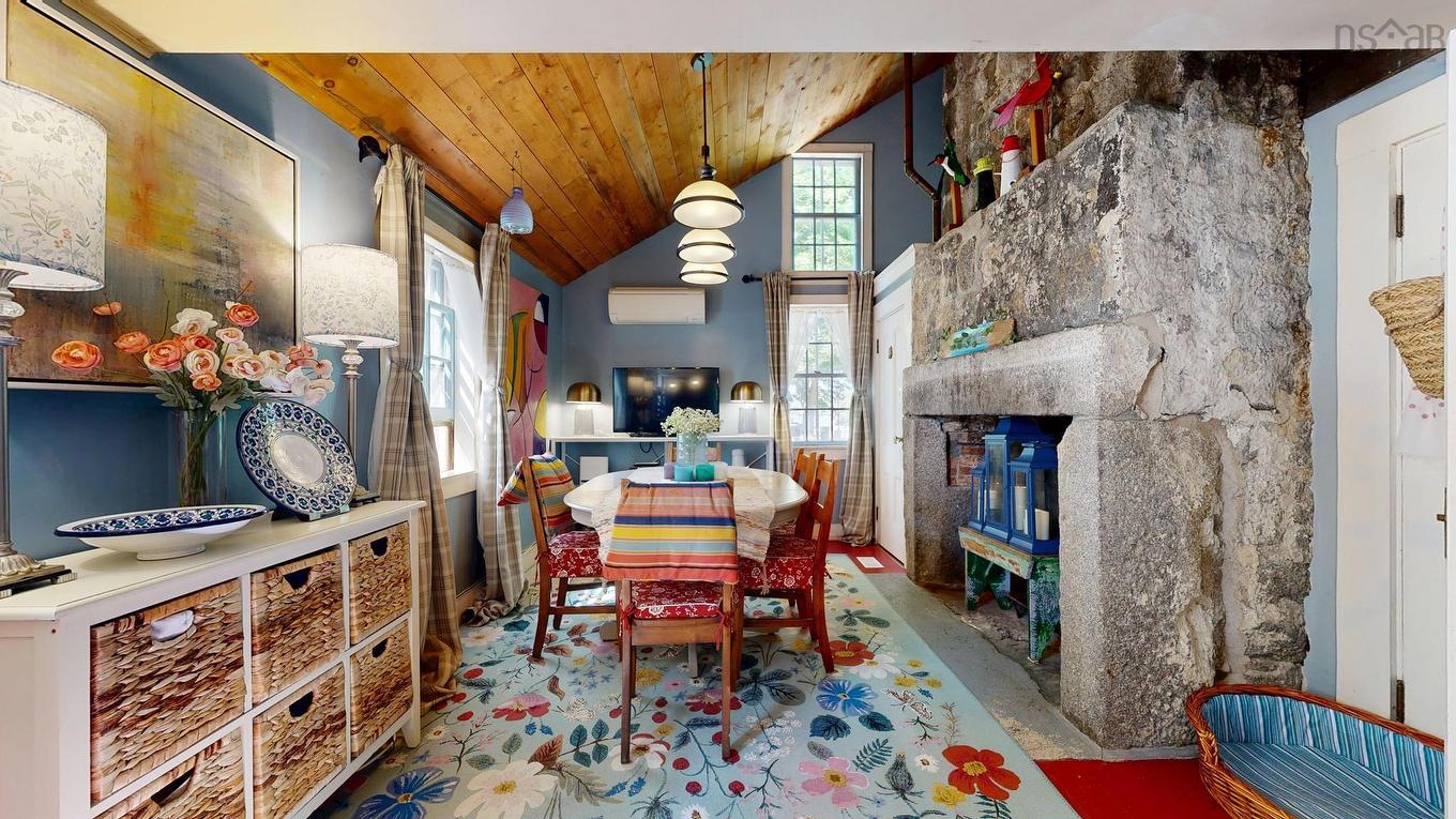 17 George Street, Shelburne, NS