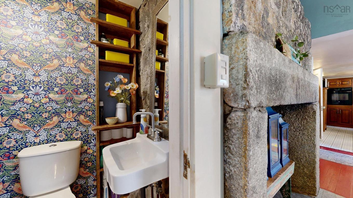 17 George Street, Shelburne, NS