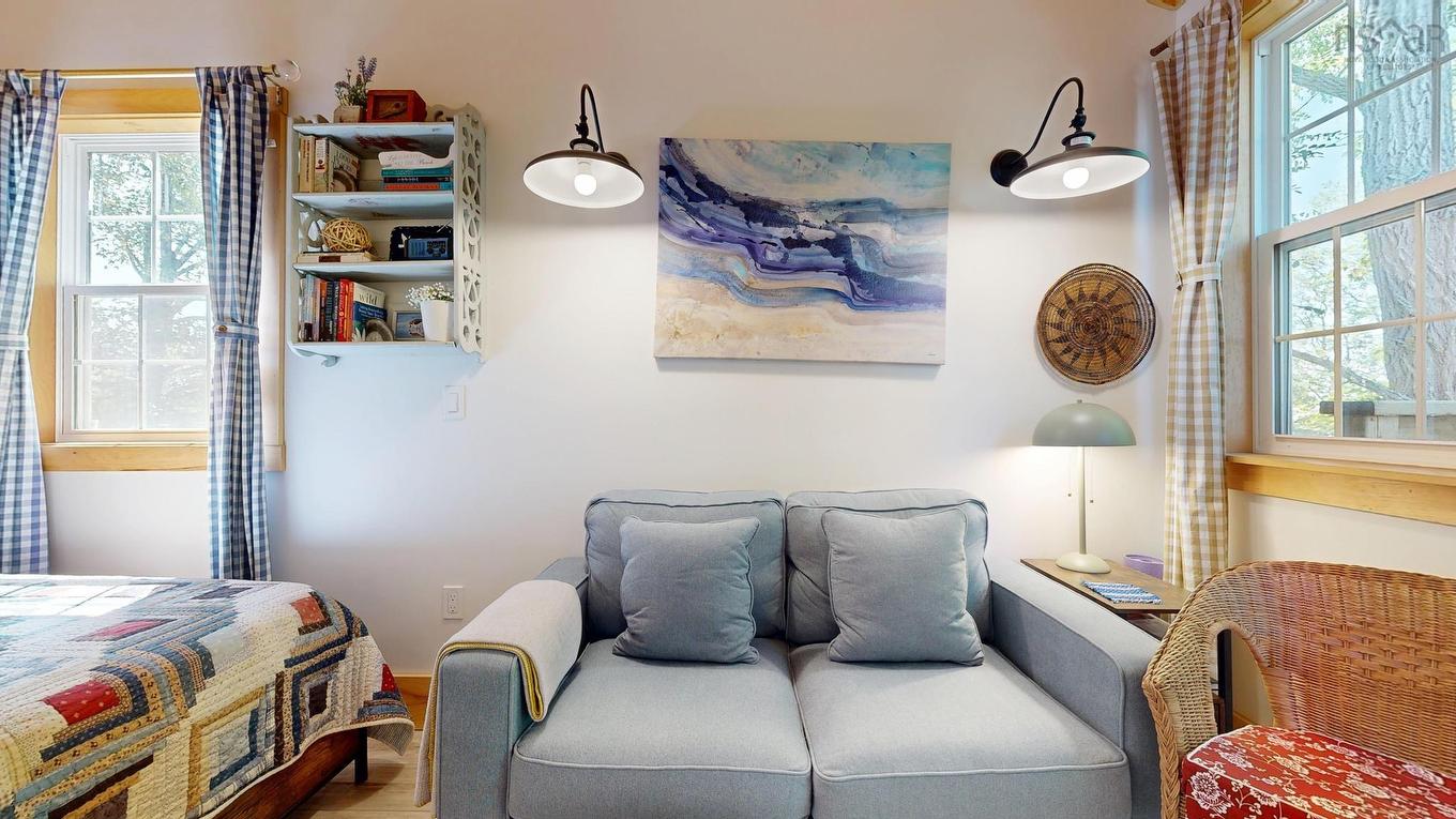 17 George Street, Shelburne, NS