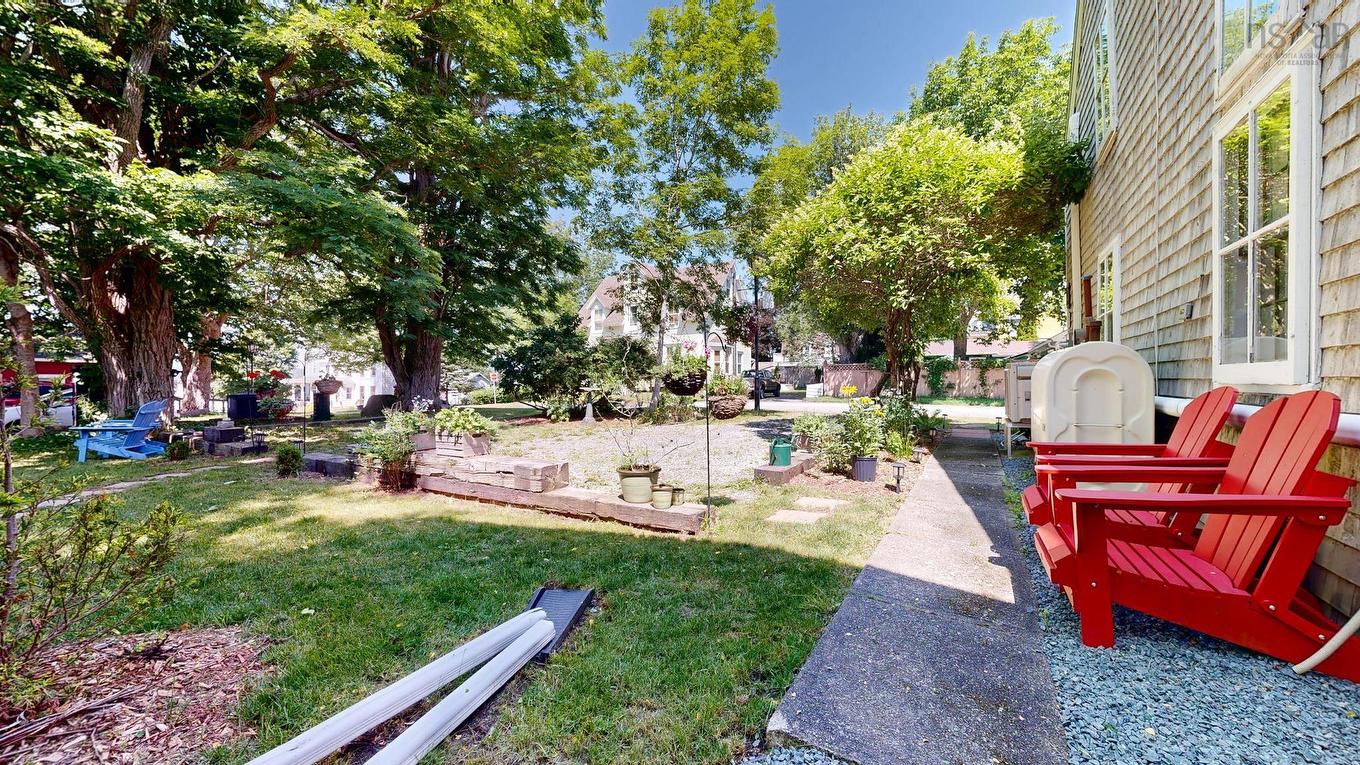 17 George Street, Shelburne, NS