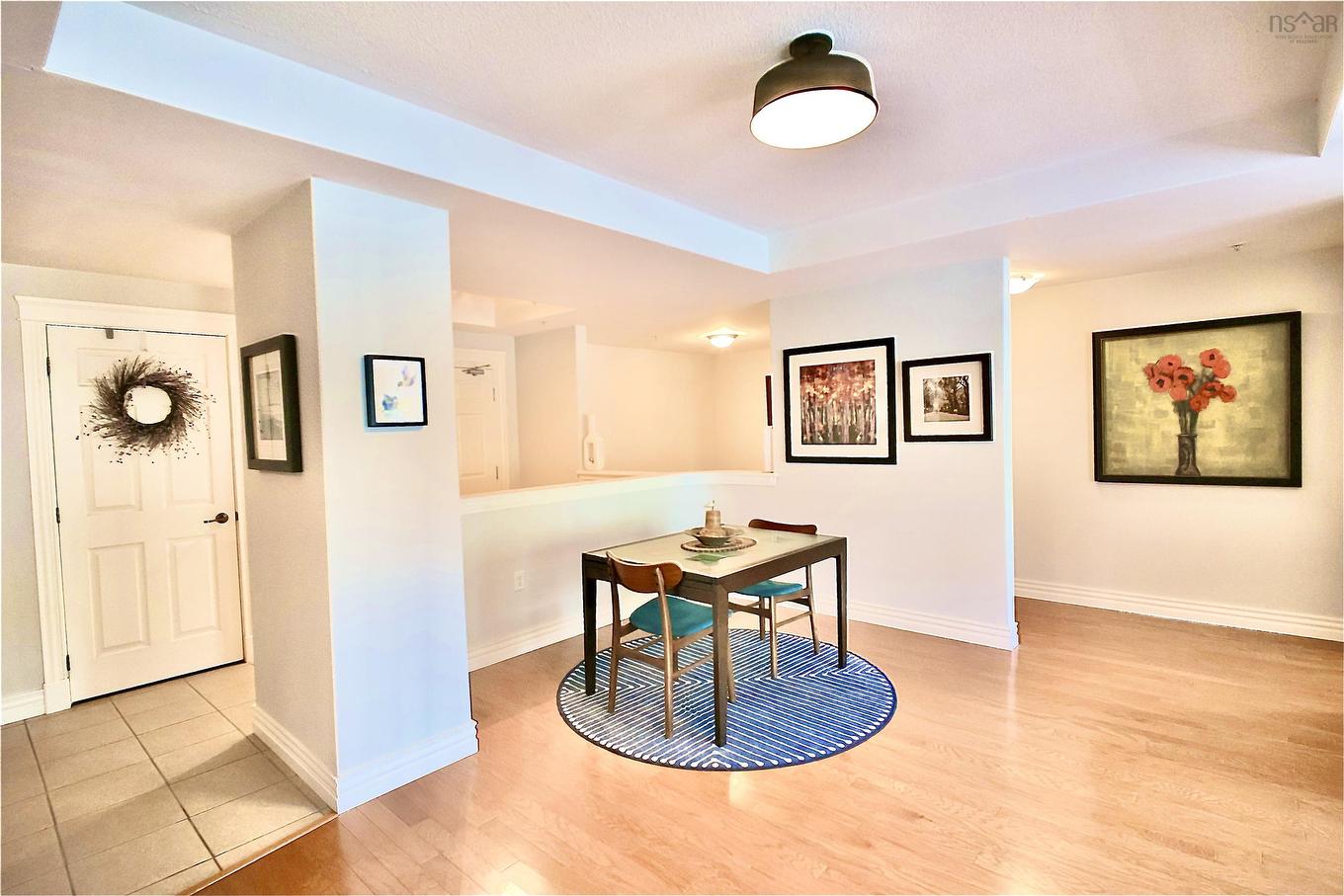 302 476 Main Street, Mahone Bay, NS