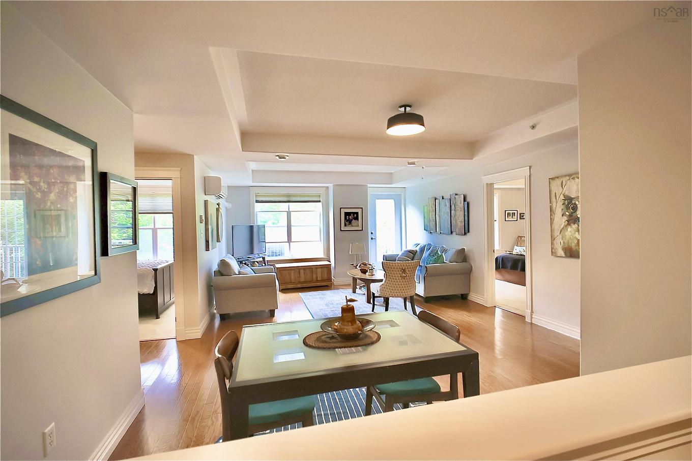 302 476 Main Street, Mahone Bay, NS