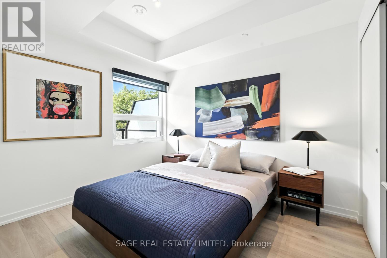 206 - 863 St Clair Avenue W, Toronto, ON - Indoor Photo Showing Bedroom